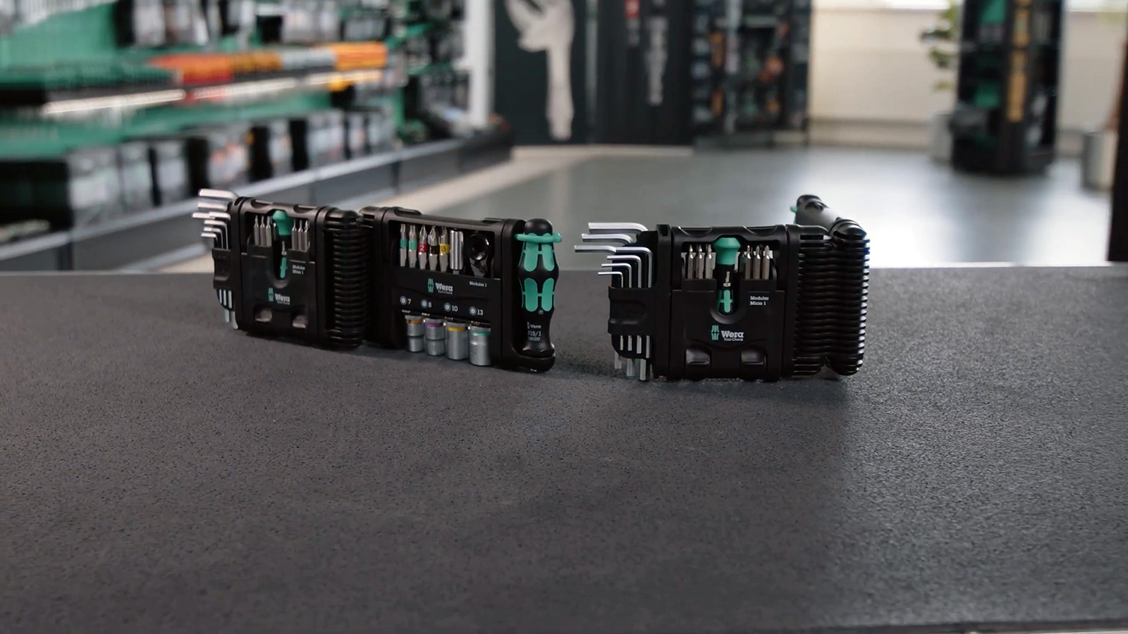 جعبه‌گشایی مجموعه 50 عددی ابزار ماژولار ورا مدل 05049020001