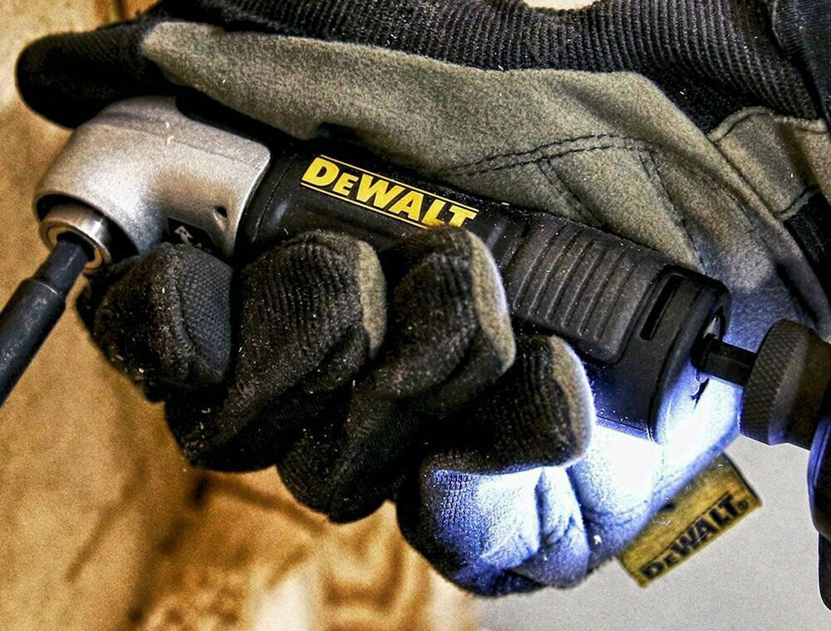   DT20500-QZ-Dewalt-Banner-01 