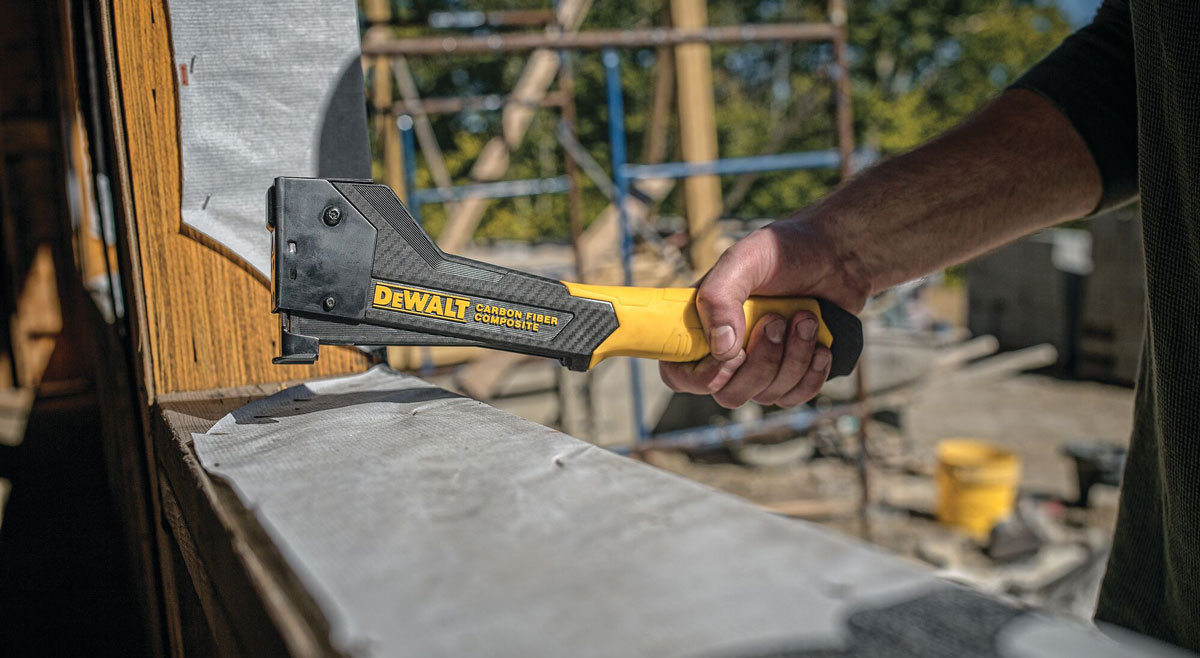 DWHT75900-Dewalt-Banner-01