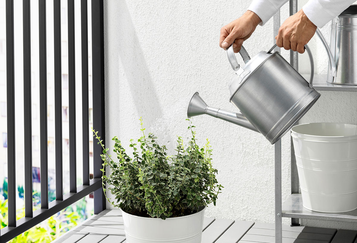 SOCKER-Watering-can-20511439-Ikea-Banner-01