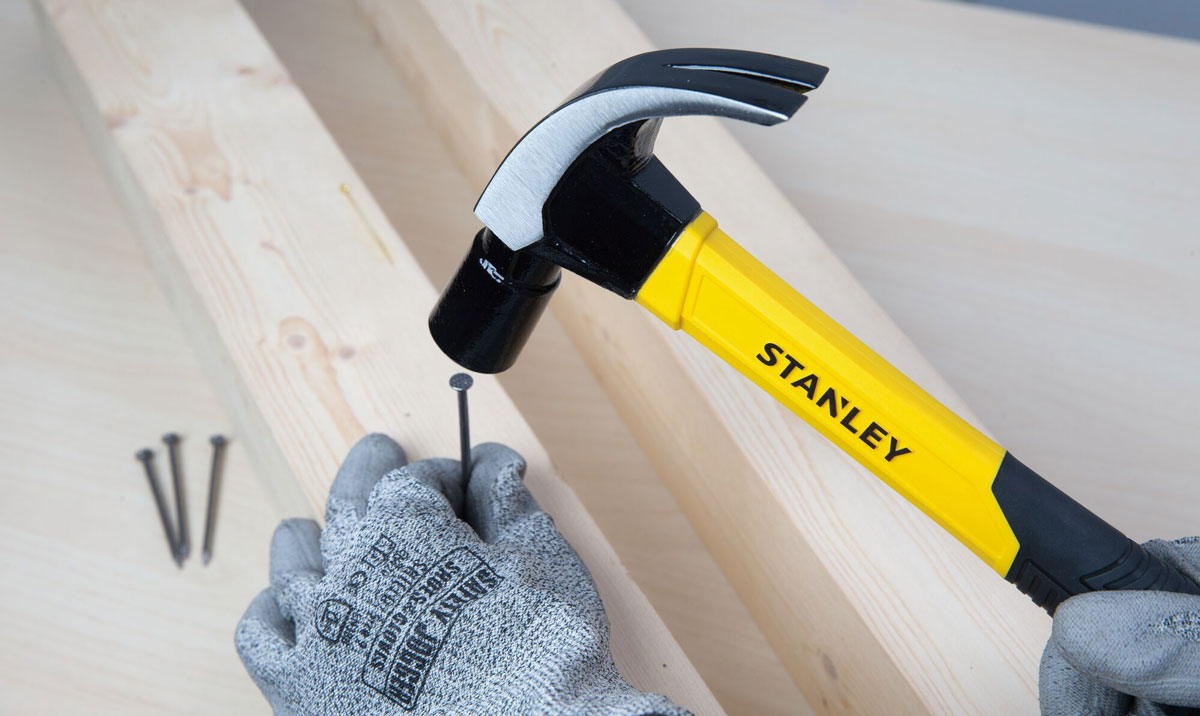 Fiberglass-Hammer-STHT51392-Stanley-Banner-01