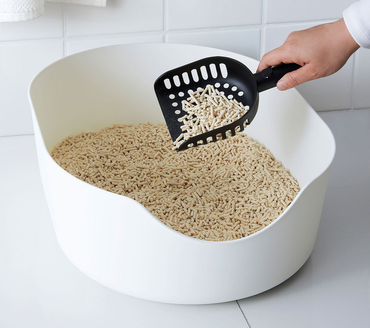 LURVIG-Cat-litter-scoop-00456820-Ikea