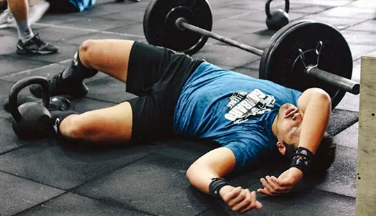 بعد از ورزش باید چه کارهایی انجام دهیم تا بدنه کوفتهمان خوب شود؟